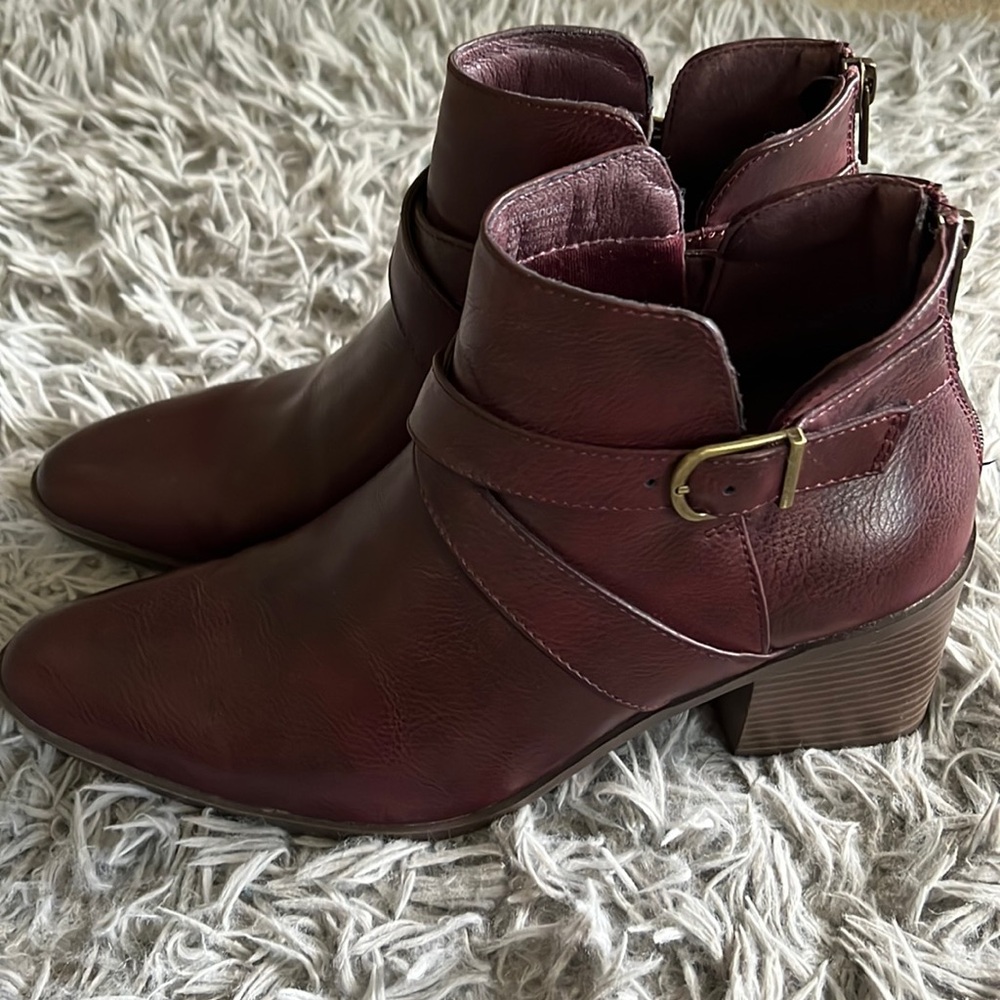 Frye And Co Pembrooke Booties